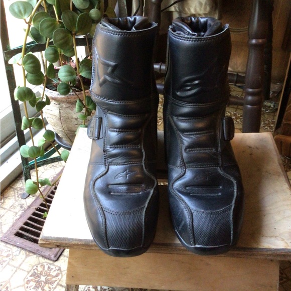 Alpinestars waterproof ridge riding boot in size 7.5 and are all black - Picture 7 of 9